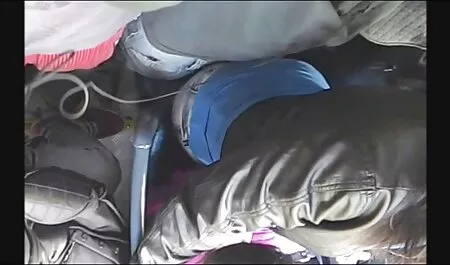 دختر مدرسه ای, شلخته, یکپارچهسازی با سیستمعامل تصویری سایتهای سکسی هندی