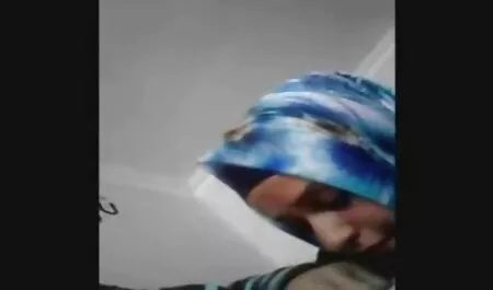 من او را از خواب بیدار با یک زنان سکسی هندی دیک بزرگ