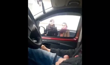 همه افلام سکس هندی عکس ها یکسان هستند. این یکی داغ است!
