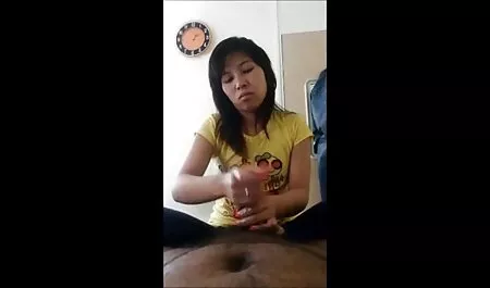 لزبین چربی تبدیل یک پسر به سگس هندی یک مرد با dildo. بازی با نفس خود را.