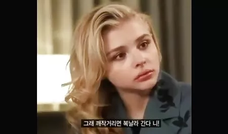 همسر فاک می شود و اولین بار مکیدن سیاه و سفید دیک سکس هندی زوری